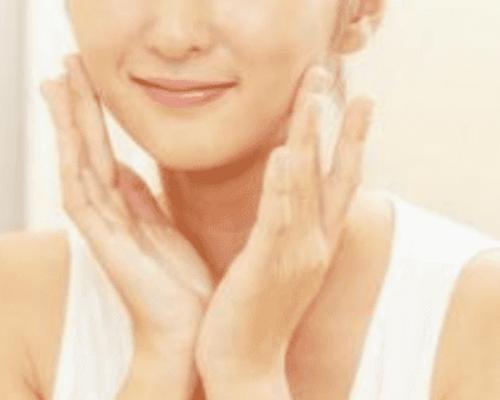 女性