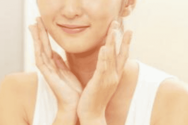 女性