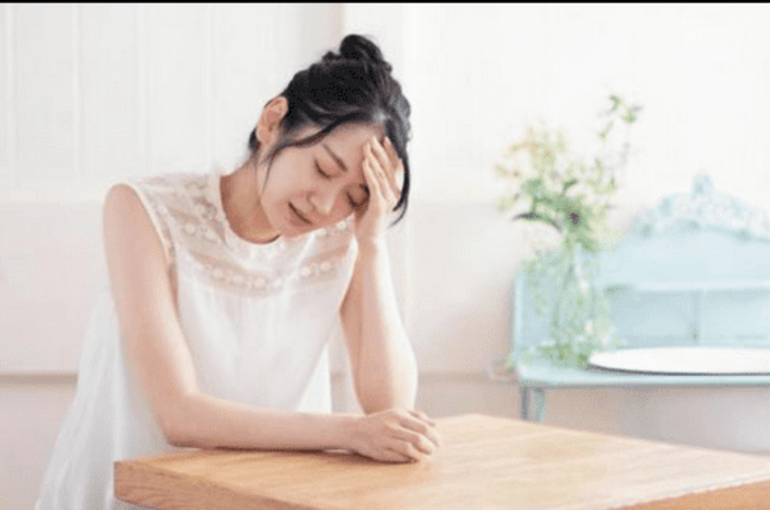女性